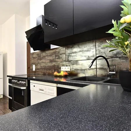 Totu Loft Abrahama *